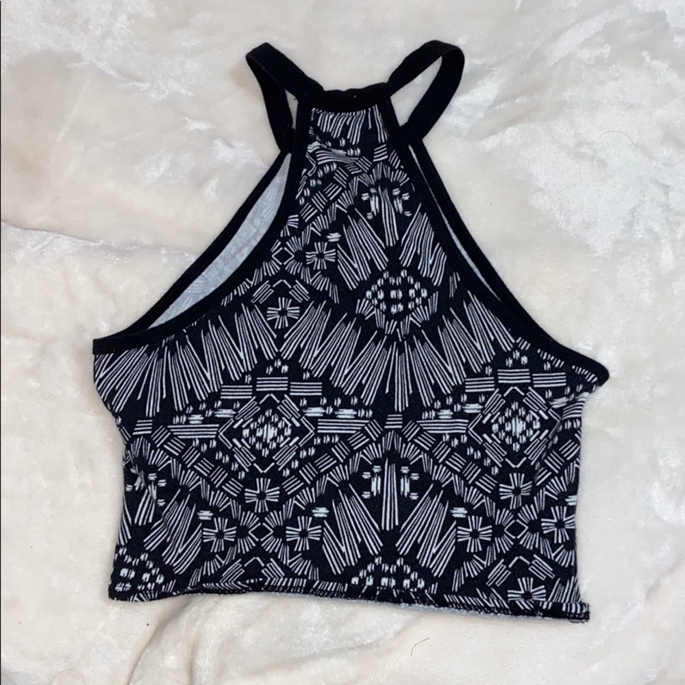 Patterned Crop Top - Picture 2 of 2